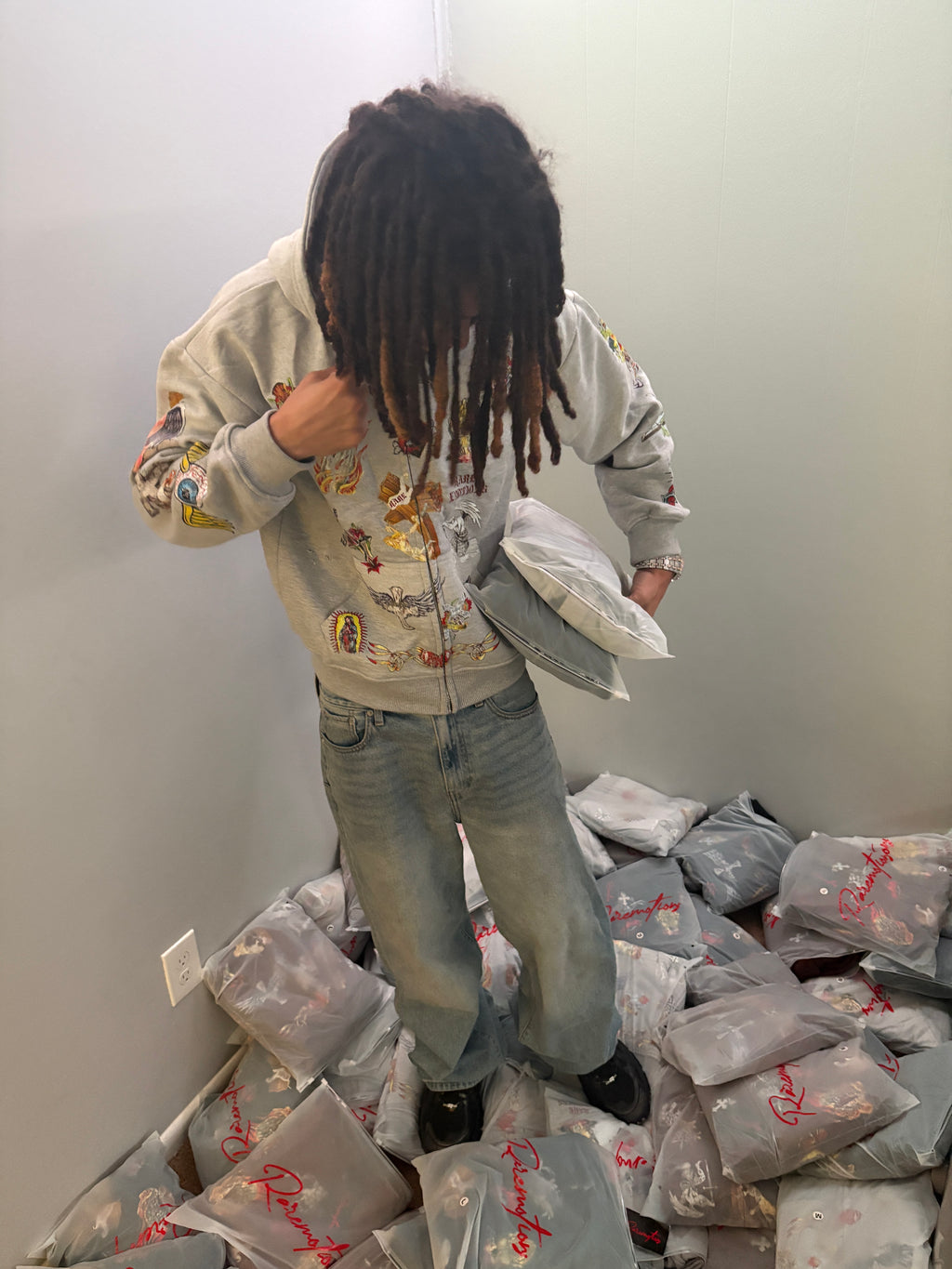 Deceived Emotions Hoodie (grey)